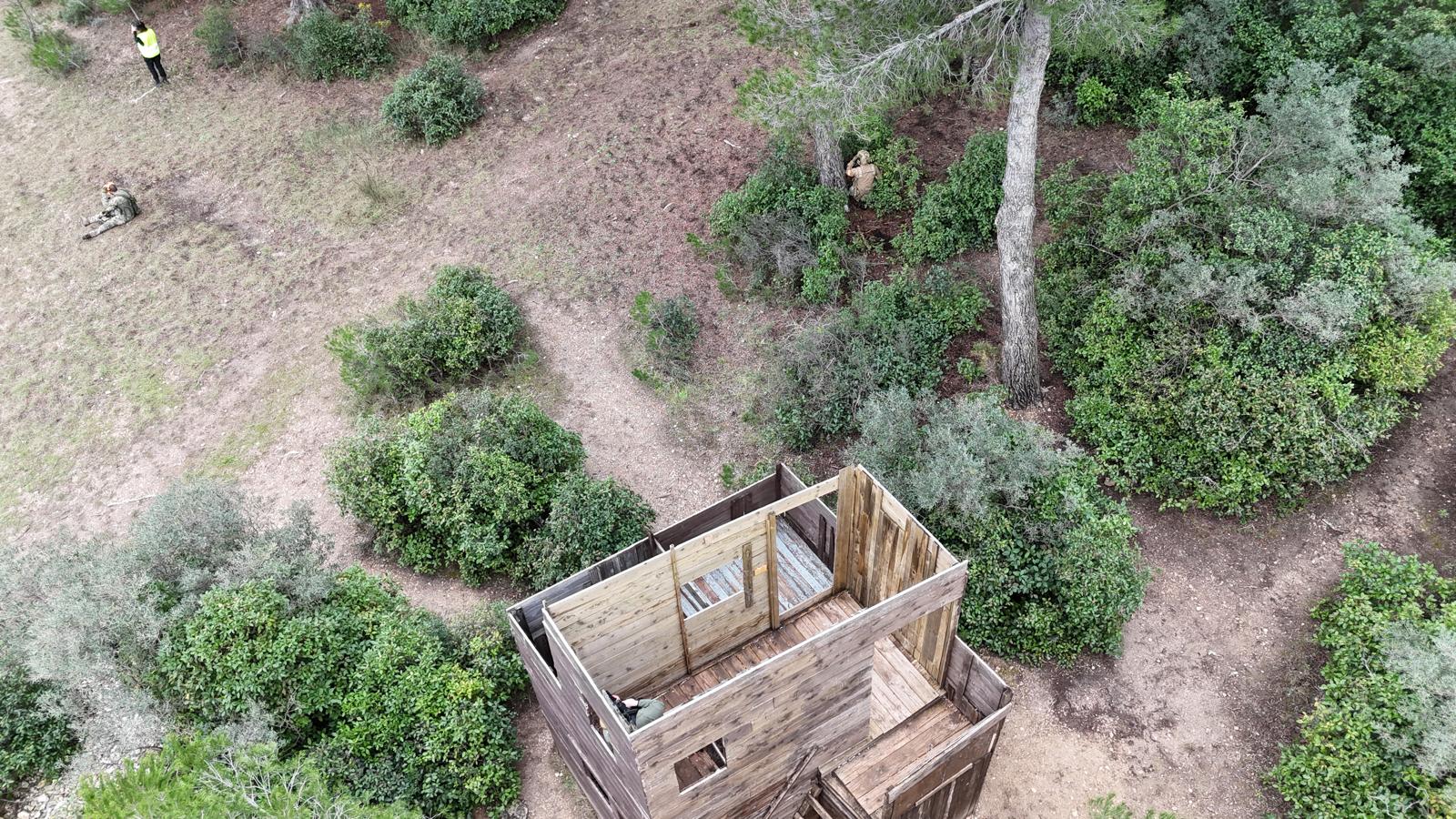 Structure fort double vue drone